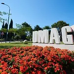Apartment Ula La - Stylish Boutique & Free Parking *