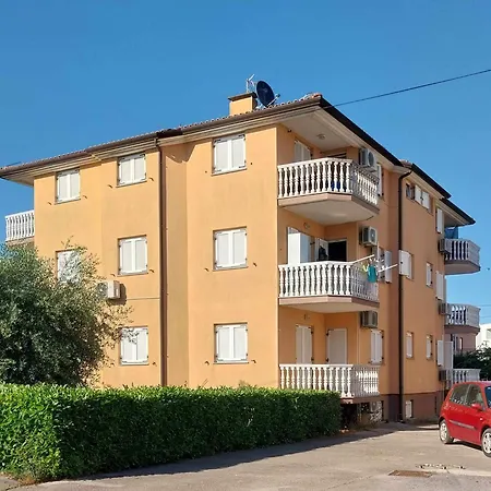 Apartment Ula La