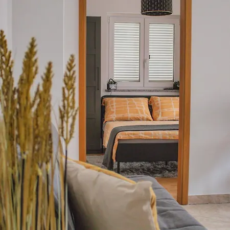 Ula La - Stylish Boutique & Free Parking * Umag