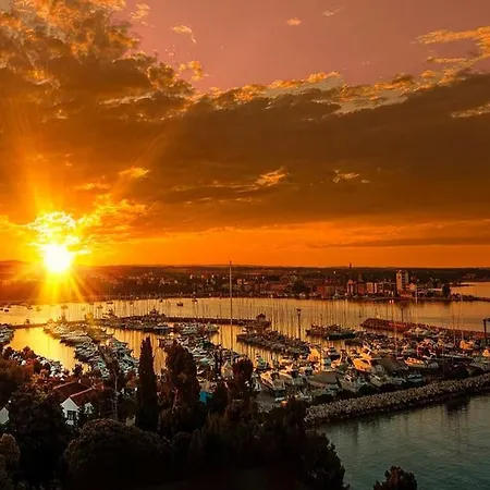 Ula La - Stylish Boutique & Free Parking Umag