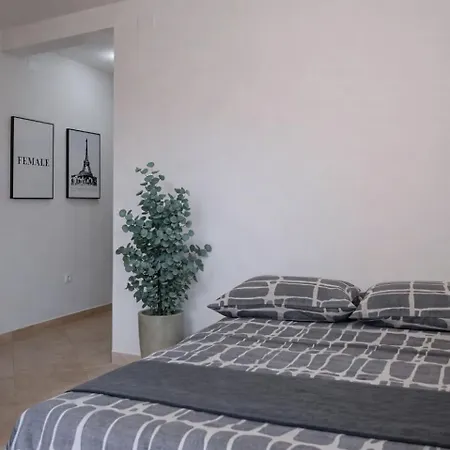 Ula La - Stylish Boutique & Free Parking Appartement