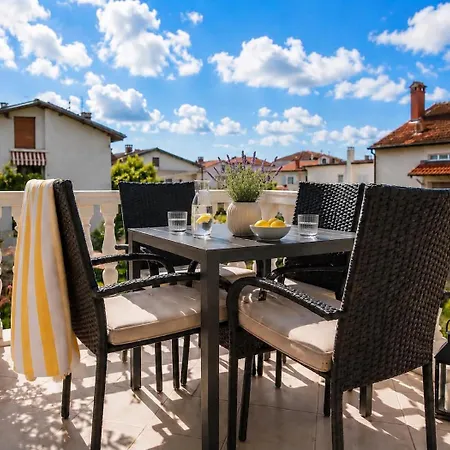 Ula La - Stylish Boutique & Free Parking Umag