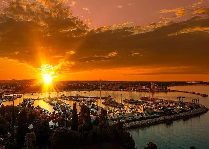 Ula La - Stylish Boutique & Free Parking Umag